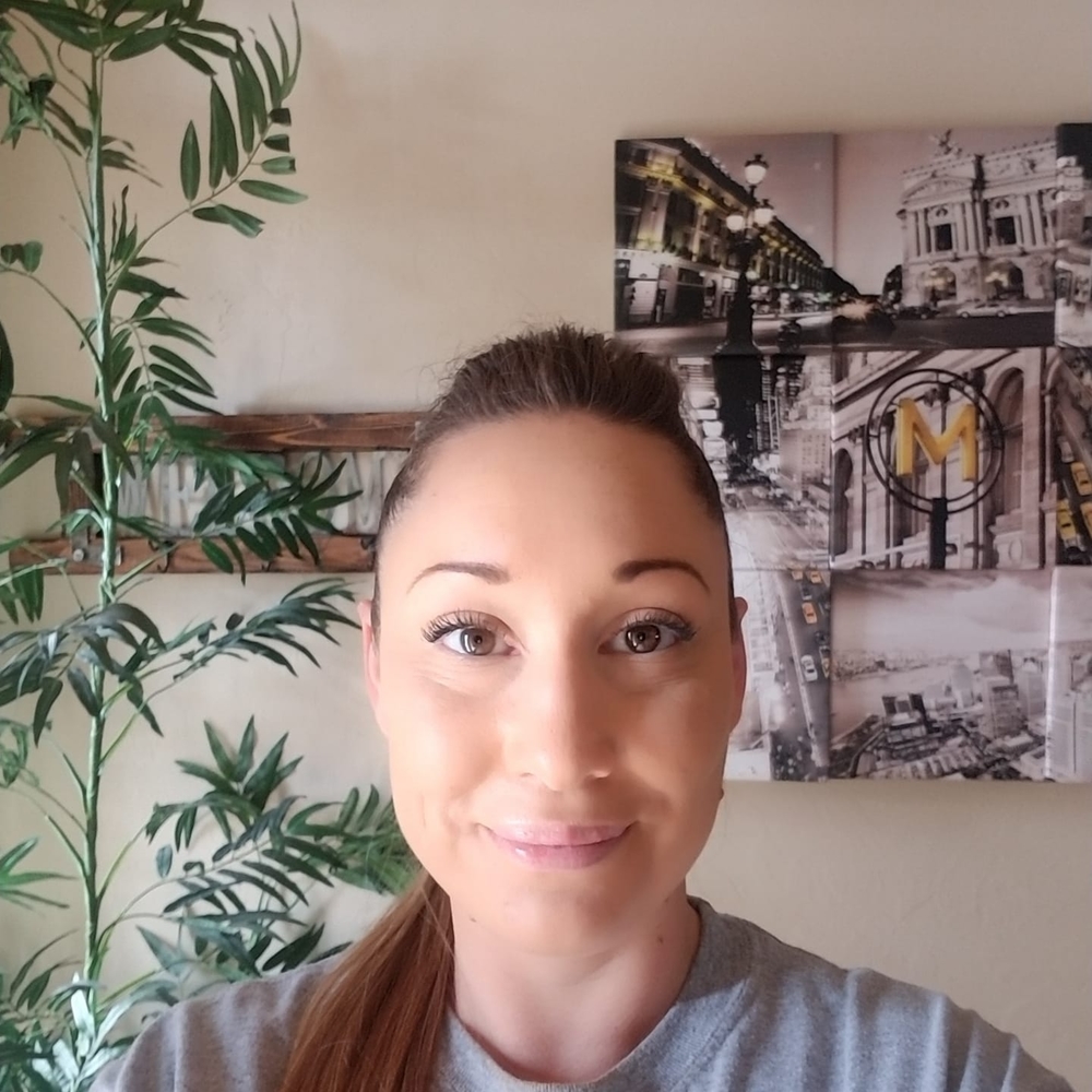 Meet your Posher, Jennifer